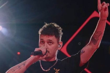Dawid Podsiadło na PGE Narodowym. Zamknięte ulice, WTP, metro i powrót po koncercie