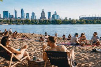 Gdzie się kąpać w Warszawie 2026? Lista kąpielisk, plaż i miejsc nad wodą
