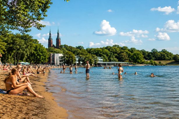 Gdzie się kąpać w Poznaniu 2026? Rusałka, Strzeszynek, Kiekrz i otwarte plaże nad jeziorami
