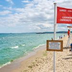 Sinice i pogoda nad Bałtykiem 3–4 lipca. Które kąpieliska są zamknięte i gdzie sprawdzić wodę?