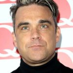 Robbie Williams: kokaina czy miętowy cukierek? Co stało się podczas transmisji z finału MŚ 2026