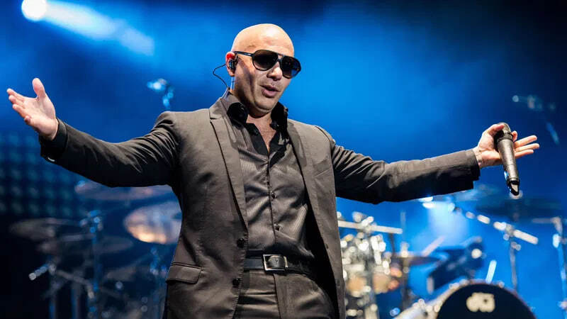 Pitbull w Warszawie 23 lipca 2026. Dojazd, parking, wejścia i utrudnienia