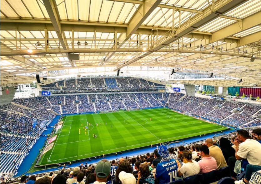 FC Porto – Alverca dzisiaj. Gdzie oglądać i co z Oskarem Pietuszewskim?