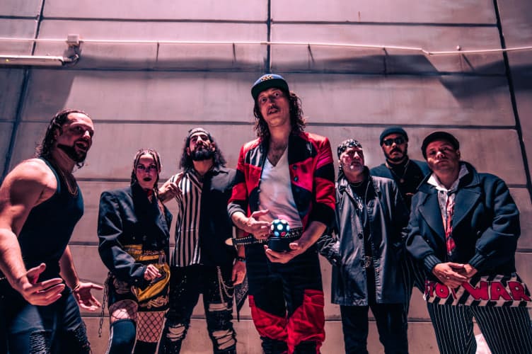 Gogol Bordello w Krakowie dzisiaj. O której Leniwiec i koncert w Klubie Studio?