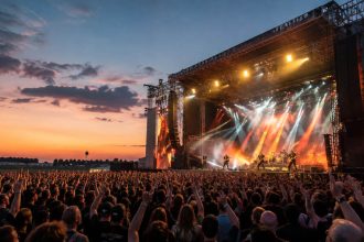 Rockowizna Poznań 2026. Program godzinowy 20–22 sierpnia, bilety, wejście i dojazd