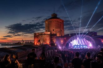 Wisłoujście 2026: program i timetable 21–23 sierpnia. Kto gra i o której?
