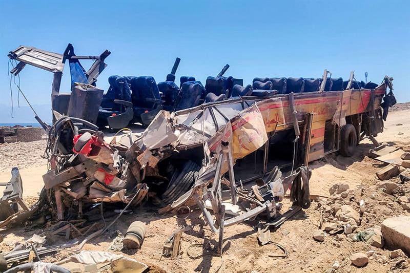 Wypadek autobusu w Egipcie. Co wydarzyło się na trasie Dahab–Nuweiba i ilu jest poszkodowanych?